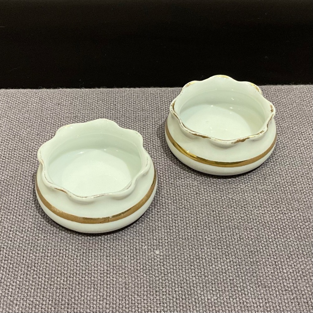 Oscar & Edgar Gutherz O.&E.G. Royal Austria Open Salt Dip Cellars Gold Trim
